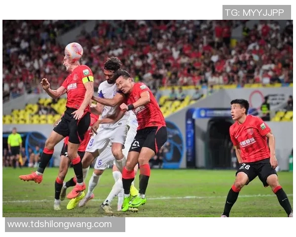 成都足球队实力揭秘：从青训到职业联赛的全景分析与展望